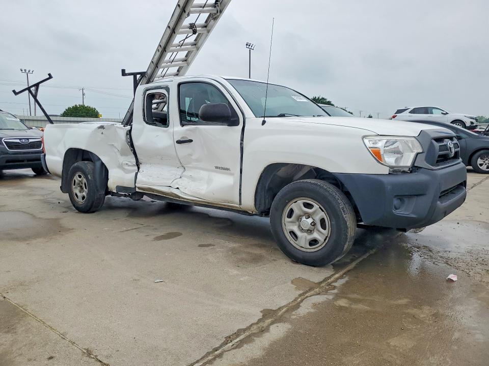 51653976 :رقم المزاد ، 5TFTX4CN2FX049143 vin ، 2015 Toyota Tacoma مزاد بيع