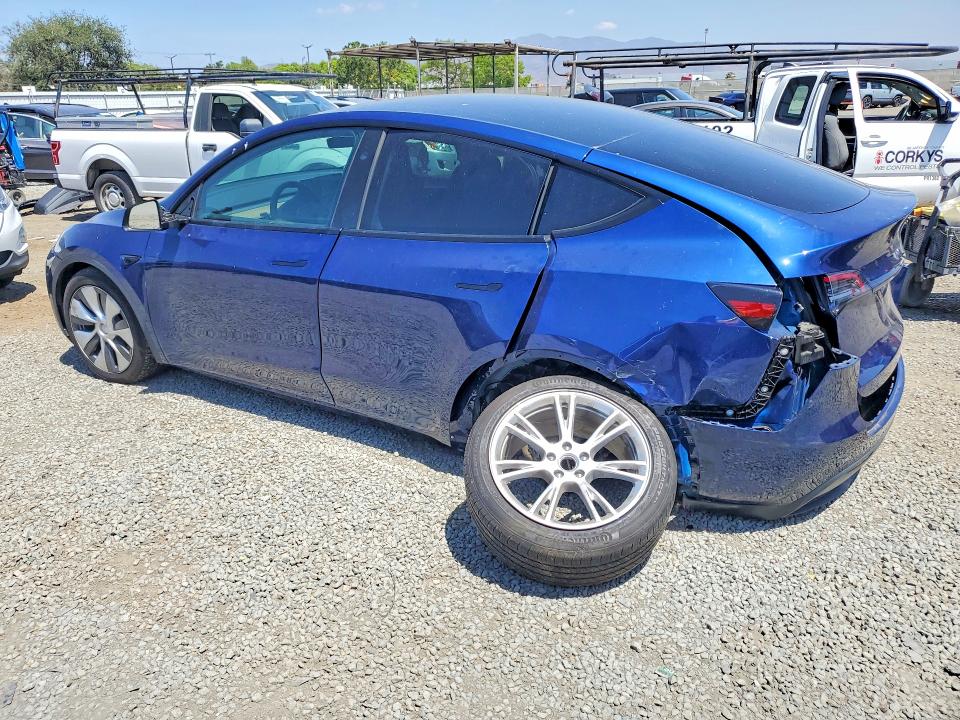 Продажа на аукционе авто 2023 Tesla Model Y, vin: 7SAYGAEEXPF946324, номер лота: 50283126