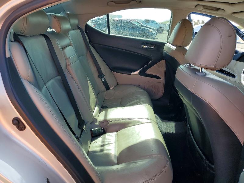 48535676 :رقم المزاد ، JTHBF5C2XB5132074 vin ، 2011 Lexus Is 250 مزاد بيع