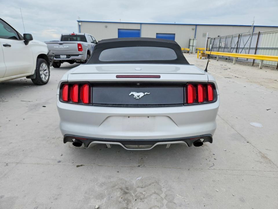 50568866 :رقم المزاد ، 1FATP8UH7H5296064 vin ، 2017 Ford Mustang مزاد بيع