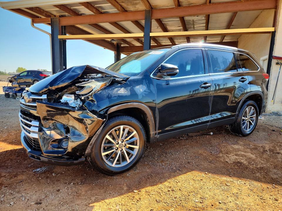 Продажа на аукционе авто 2019 Toyota Highlander, vin: 5TDKZRFH6KS348448, номер лота: 49240156