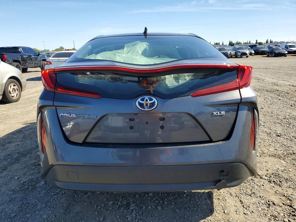 51128096 :رقم المزاد ، JTDKAMFP2M3181625 vin ، 2021 Toyota Prius Prime مزاد بيع