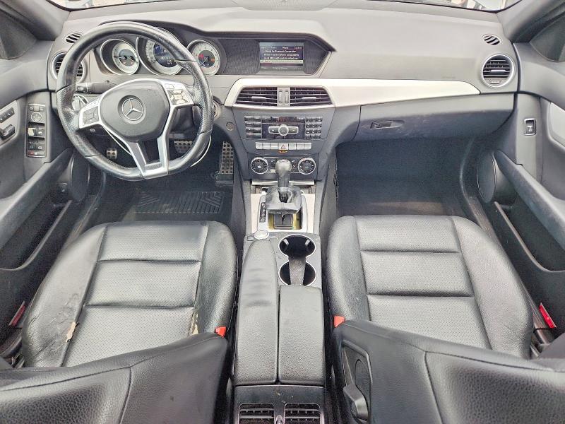 2014 Mercedes Benz C მანქანა იყიდება აუქციონზე, vin: WDDGF8AB6EG235373, აუქციონის ნომერი: 51650886
