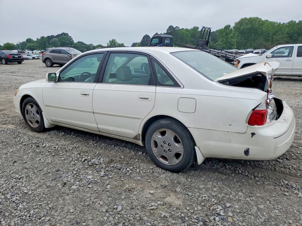 51443646 :رقم المزاد ، 4T1BF28BX3U293780 vin ، 2003 Toyota Avalon مزاد بيع