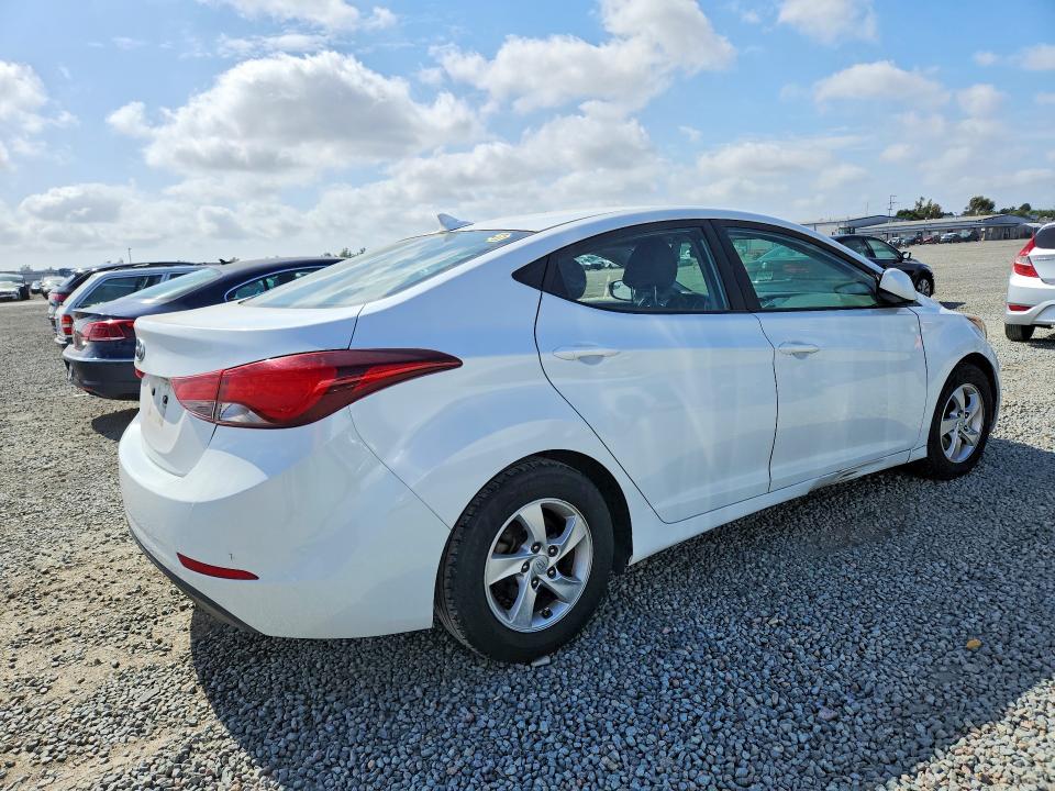 52064276 :رقم المزاد ، 5NPDH4AE5FH573404 vin ، 2015 Hyundai Elantra مزاد بيع