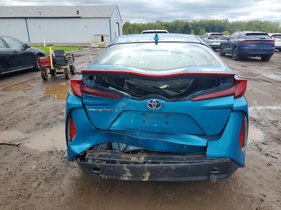 2017 Toyota Prius Prime მანქანა იყიდება აუქციონზე, vin: JTDKARFP8H3044420, აუქციონის ნომერი: 51830426
