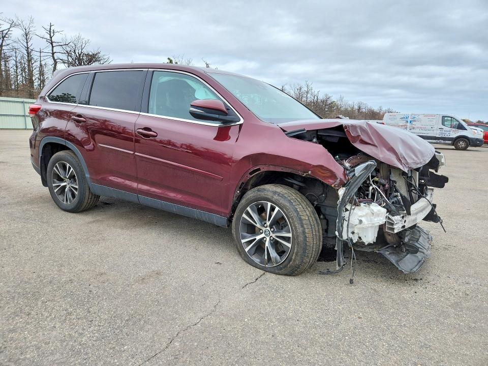 Продаж на аукціоні авто 2019 Toyota Highlander, vin: 5TDBZRFH8KS953264, номер лоту: 48683436
