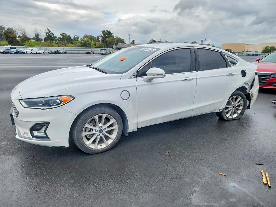 Продаж на аукціоні авто 2020 Ford Fusion, vin: 3FA6P0SU6LR132468, номер лоту: 48440516