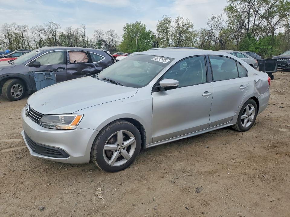 49317626 :رقم المزاد ، 3VWDX7AJ8CM326138 vin ، 2012 Volkswagen Jetta مزاد بيع