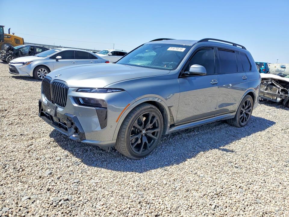 51679516 :رقم المزاد ، 5UX23EM02T9280087 vin ، 2026 Bmw X7 مزاد بيع
