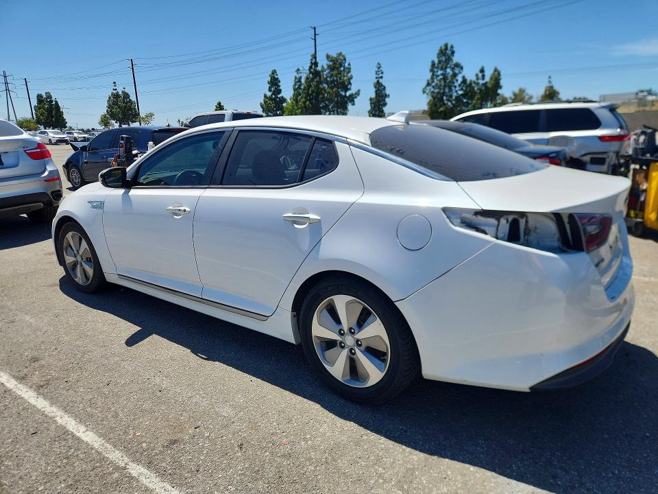 2016 Kia Optima მანქანა იყიდება აუქციონზე, vin: KNAGN4AD5G5092015, აუქციონის ნომერი: 51022436