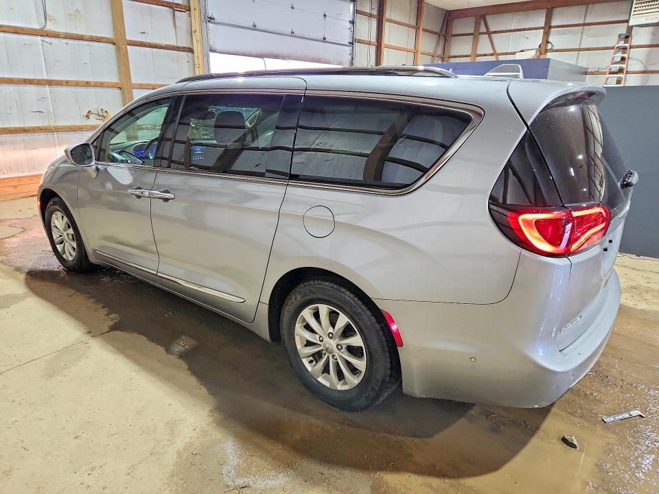 Продажа на аукционе авто 2020 Chrysler Pacifica, vin: 2C4RC1BG1LR101833, номер лота: 51181216