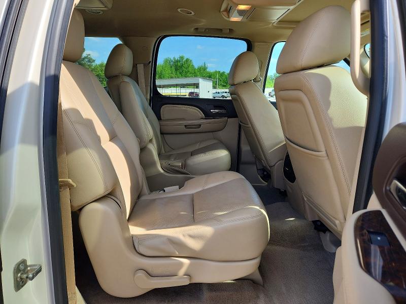 Продажа на аукционе авто 2012 Gmc Yukon Xl, vin: 1GKS2MEF8CR266216, номер лота: 49966656