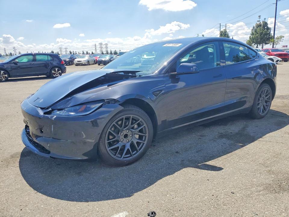 48171586 :رقم المزاد ، 5YJ3E1EA4TF145621 vin ، 2026 Tesla Model 3 مزاد بيع