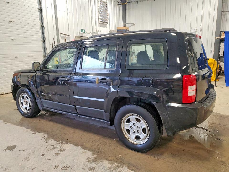 49894036 :رقم المزاد ، 1C4NJPAB4HD190689 vin ، 2017 Jeep Patriot مزاد بيع