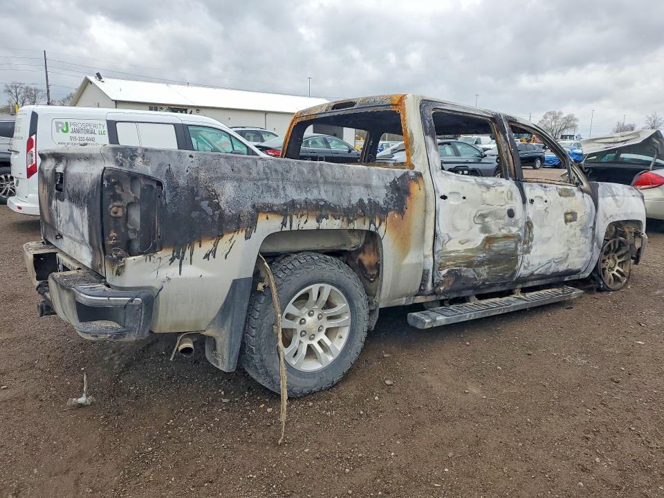 2018 Chevrolet Silverado მანქანა იყიდება აუქციონზე, vin: 3GCUKREC9JG583698, აუქციონის ნომერი: 49388156