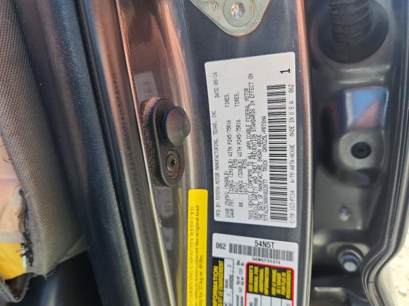 50602426 :رقم المزاد ، 5TFAZ5CN8HX022877 vin ، 2017 Toyota Tacoma مزاد بيع