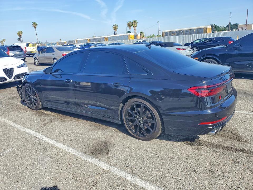 48603306 :رقم المزاد ، WAULSAF80RN012625 vin ، 2024 Audi S8 مزاد بيع
