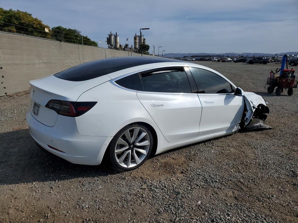 Продаж на аукціоні авто 2018 Tesla Model 3, vin: 5YJ3E1EB2JF067457, номер лоту: 50700016