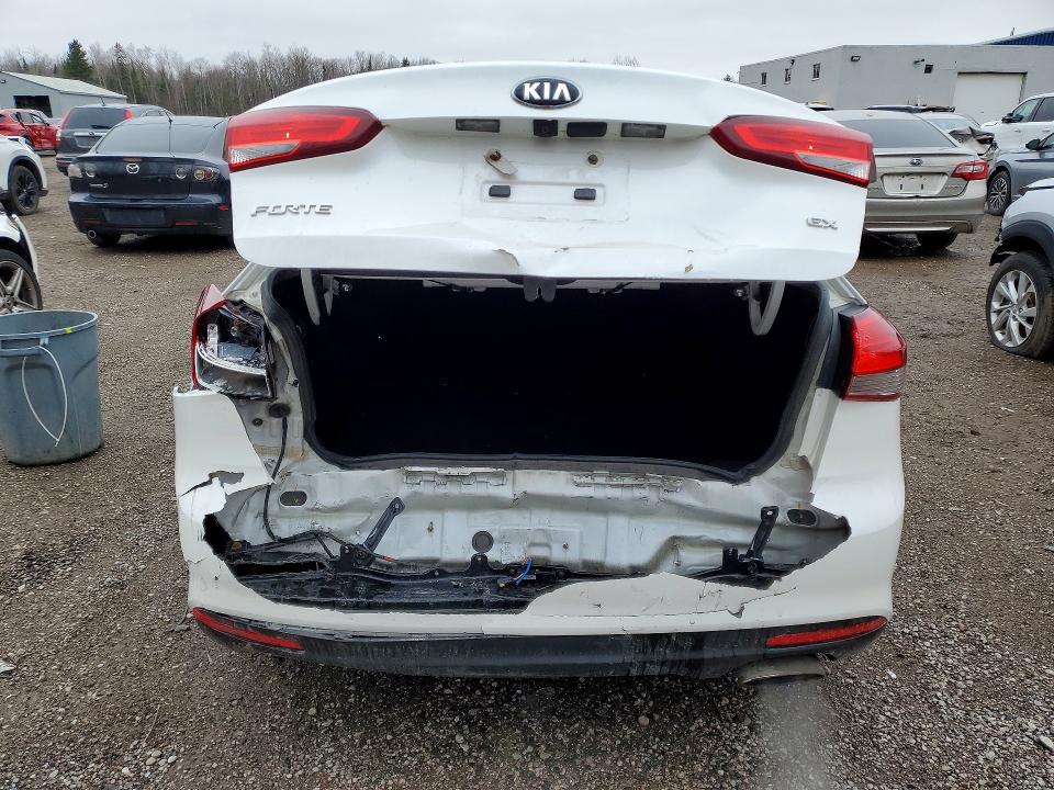 Продажа на аукционе авто 2018 Kia Forte, vin: 3KPFL4A88JE206740, номер лота: 48221956