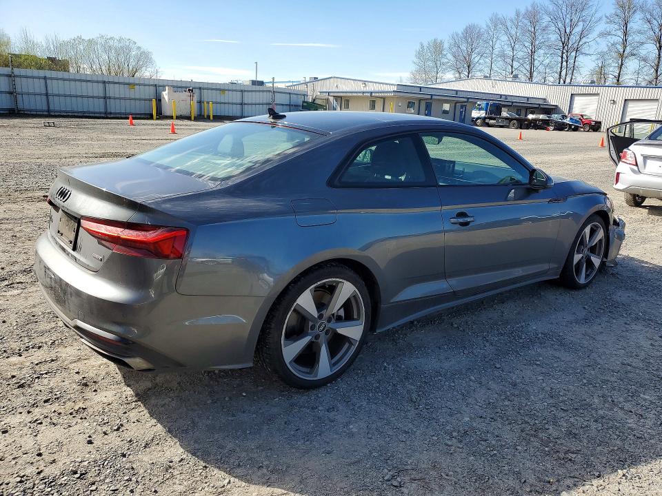 48584506 :رقم المزاد ، WAUTAAF5XMA056947 vin ، 2021 Audi A5 مزاد بيع