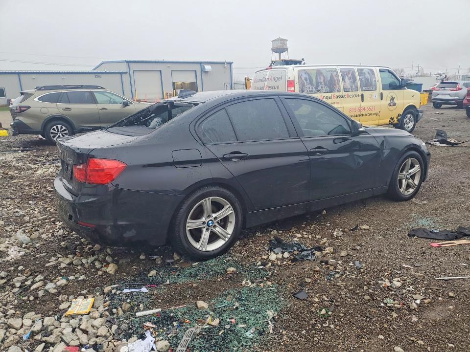 48597046 :رقم المزاد ، WBA3C3G56FNS76747 vin ، 2015 Bmw 320 مزاد بيع
