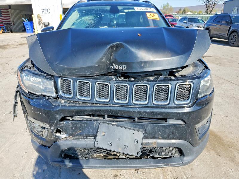 2018 Jeep Compass მანქანა იყიდება აუქციონზე, vin: 3C4NJDBB1JT270741, აუქციონის ნომერი: 50458216