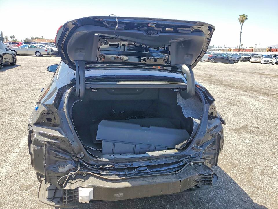 2018 Honda Clarity მანქანა იყიდება აუქციონზე, vin: JHMZC5F32JC006930, აუქციონის ნომერი: 50513486
