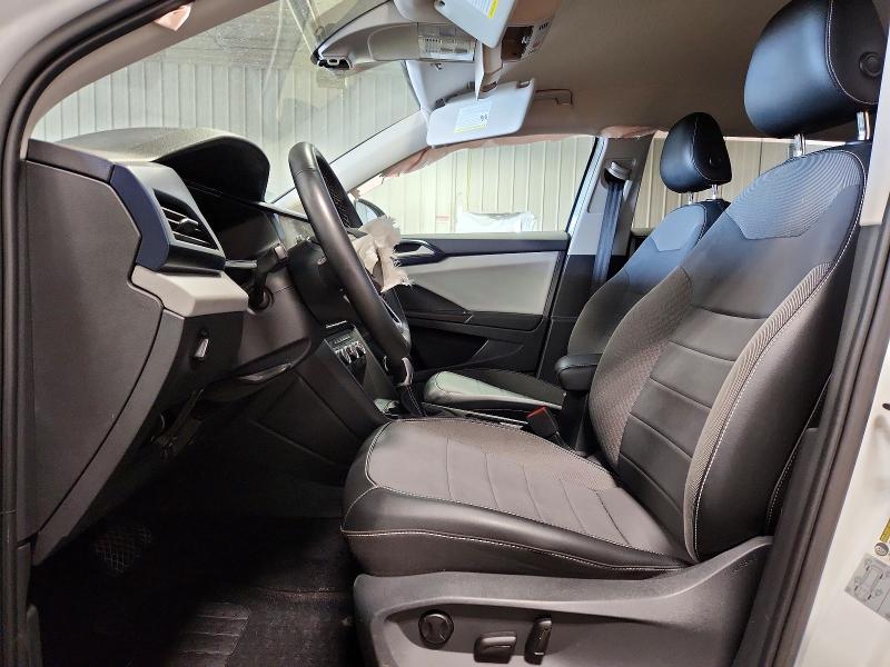 51202466 :رقم المزاد ، 3VVYX7B23NM021114 vin ، 2022 Volkswagen Taos مزاد بيع