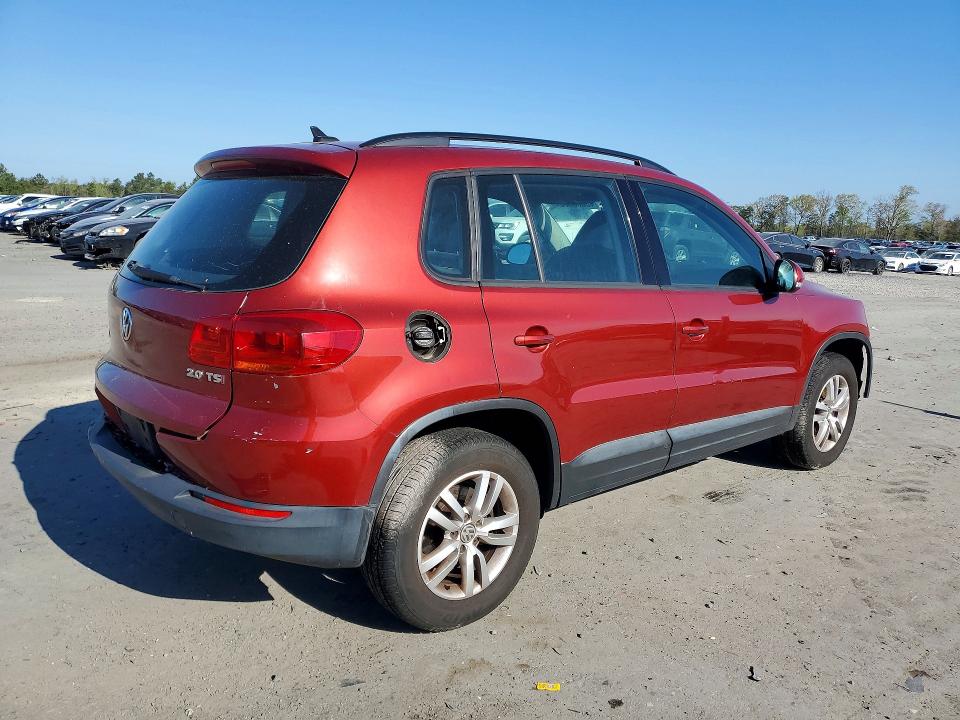 48853306 :رقم المزاد ، WVGAV7AX4FW014530 vin ، 2015 Volkswagen Tiguan مزاد بيع