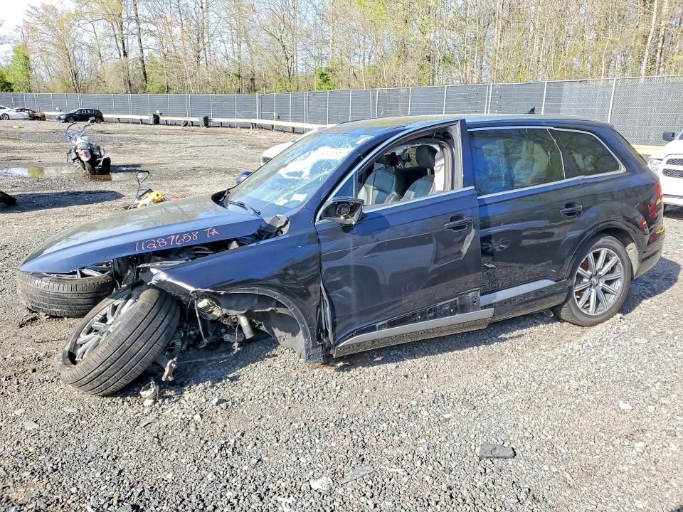 Продажа на аукционе авто 2017 Audi Q7, vin: WA1LAAF78HD024601, номер лота: 48165596