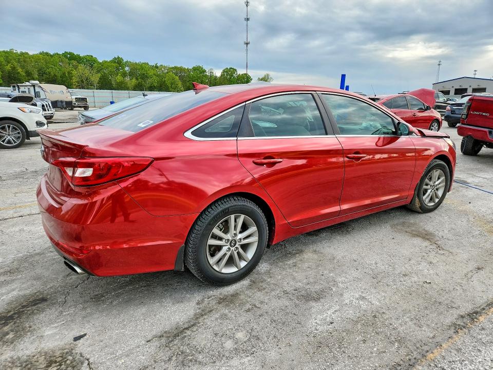 51656566 :رقم المزاد ، 5NPE24AF9HH504393 vin ، 2017 Hyundai Sonata مزاد بيع