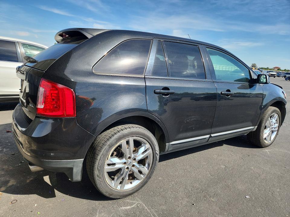 50131176 :رقم المزاد ، 2FMDK3JC6EBB30615 vin ، 2014 Ford Edge مزاد بيع