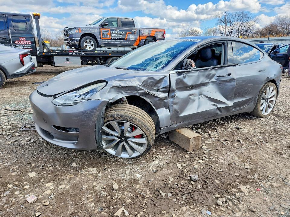 48844286 :رقم المزاد ، 5YJ3E1EBXKF213976 vin ، 2019 Tesla Model 3 مزاد بيع