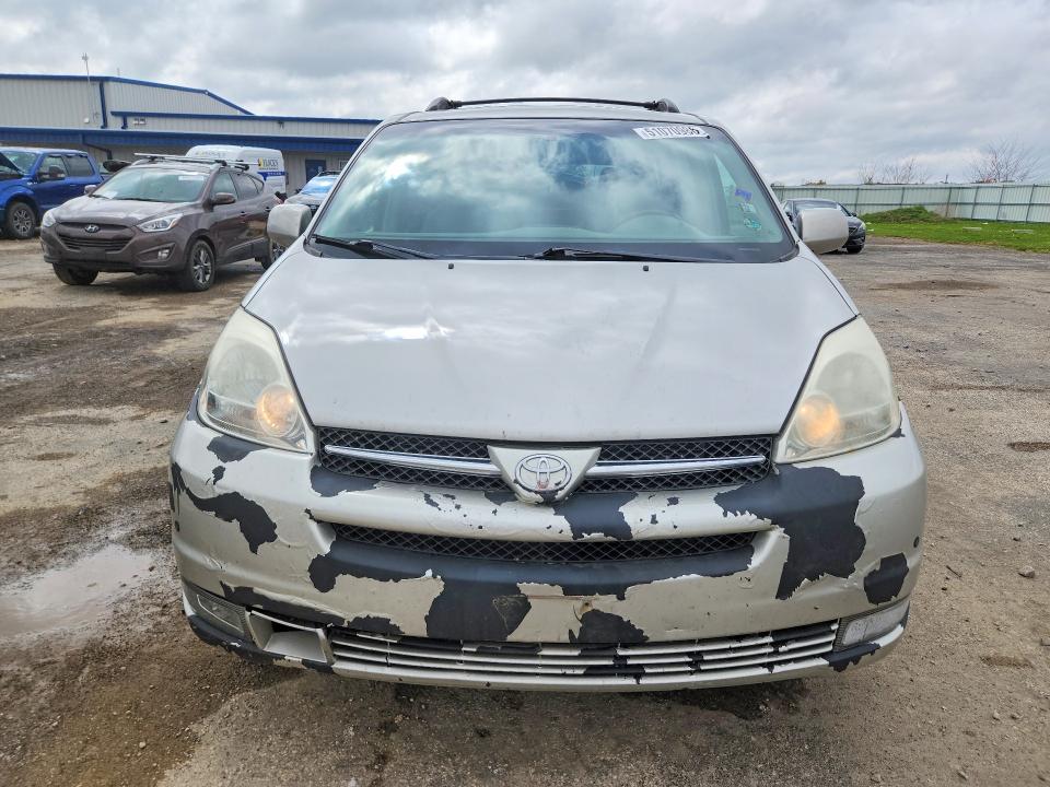 51070986 :رقم المزاد ، 5TDBA22C44S003866 vin ، 2004 Toyota Sienna مزاد بيع