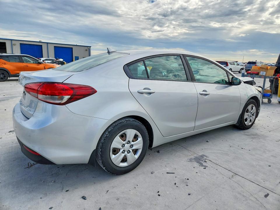 Продаж на аукціоні авто 2017 Kia Forte, vin: 3KPFL4A78HE114383, номер лоту: 50432416