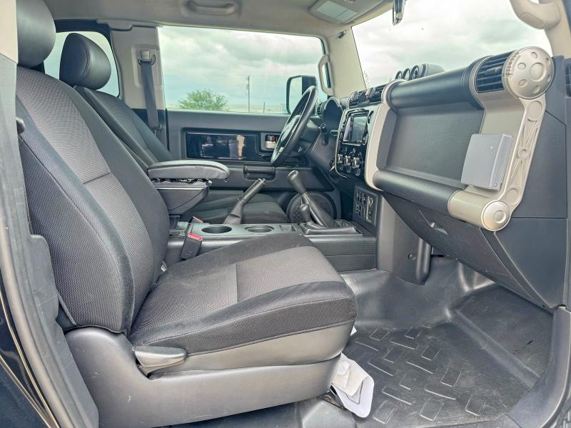 50622406 :رقم المزاد ، JTEBU11F770018393 vin ، 2007 Toyota Fj Cruiser مزاد بيع