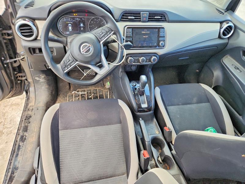 49787136 :رقم المزاد ، 3N1CN8EV1ML883216 vin ، 2021 Nissan Versa مزاد بيع