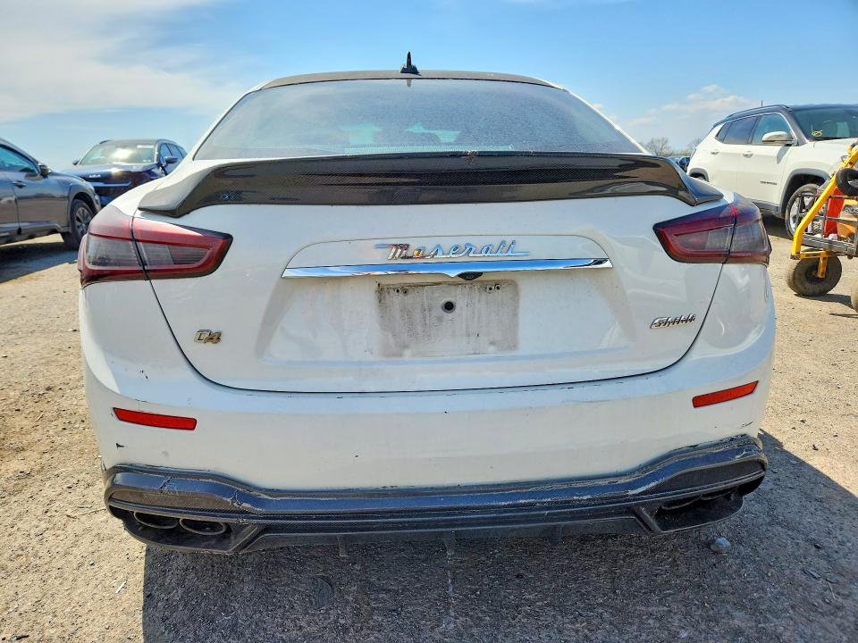 Продажа на аукционе авто 2015 Maserati Ghibli, vin: ZAM57XSA8F1139355, номер лота: 49735966