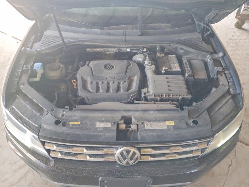 52050966 :رقم المزاد ، 3VV3B7AX0KM158075 vin ، 2019 Volkswagen Tiguan مزاد بيع