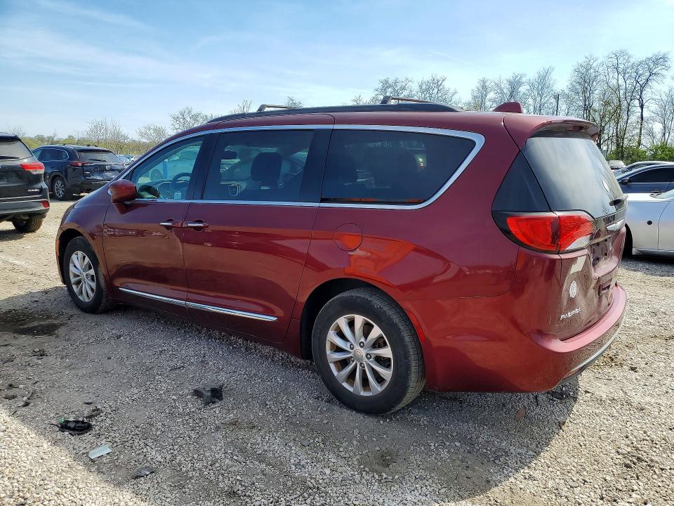 49010186 :رقم المزاد ، 2C4RC1BG1HR654411 vin ، 2017 Chrysler Pacifica مزاد بيع