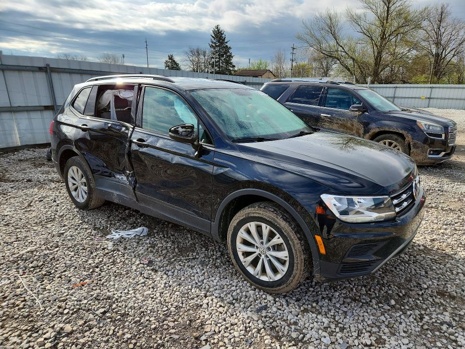 48899676 :رقم المزاد ، 3VV1B7AX2LM076969 vin ، 2020 Volkswagen Tiguan مزاد بيع