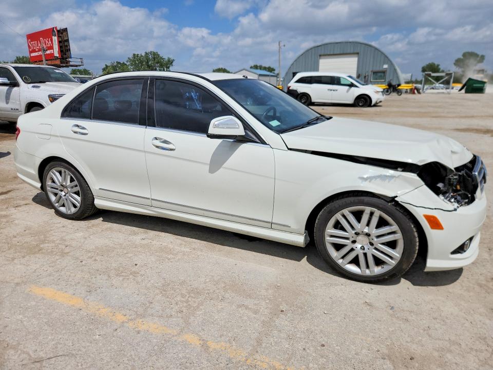 51102016 :رقم المزاد ، WDDGF54X19R049241 vin ، 2009 Mercedes-benz C مزاد بيع