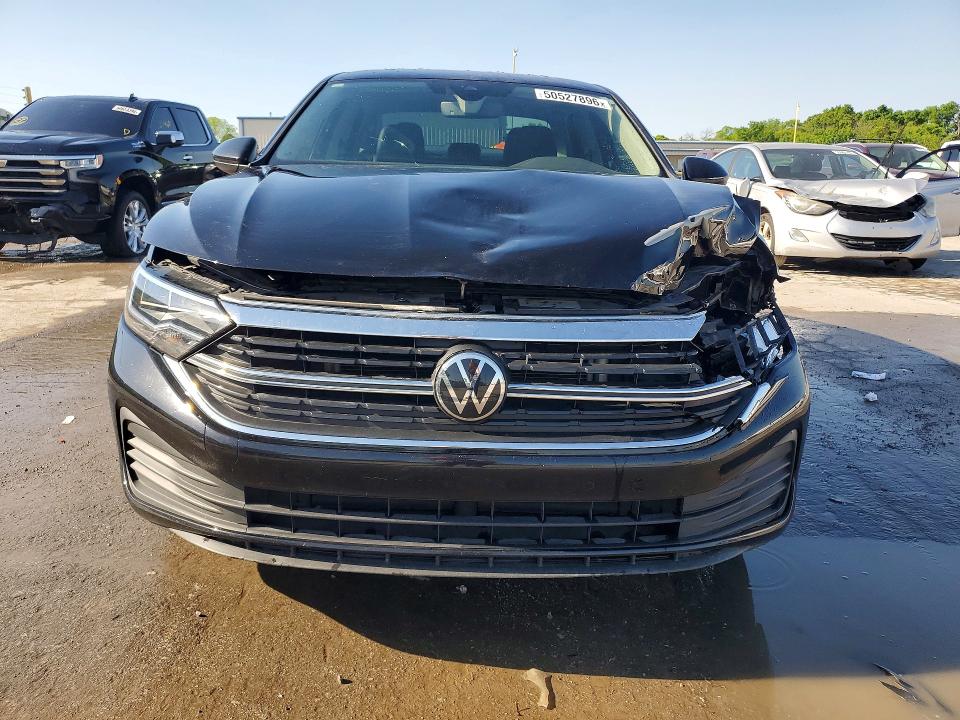 50527896 :رقم المزاد ، 3VWEM7BU4PM042310 vin ، 2023 Volkswagen Jetta مزاد بيع