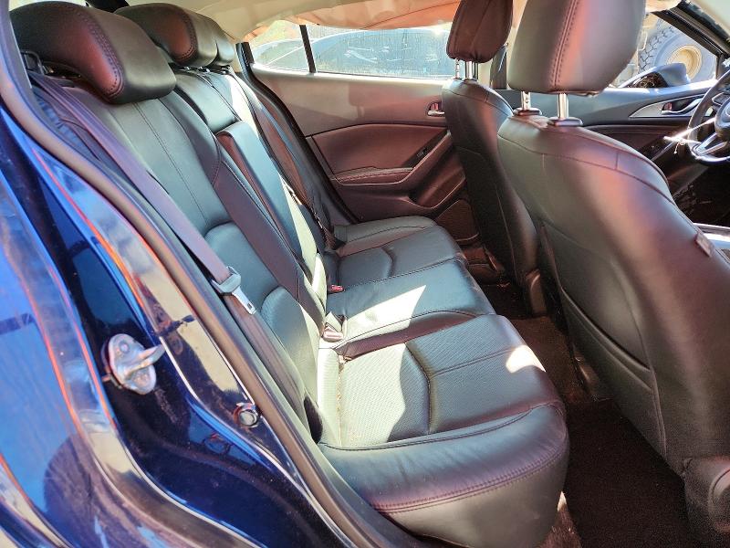 48971476 :رقم المزاد ، 3MZBN1M38JM270108 vin ، 2018 Mazda 3 مزاد بيع