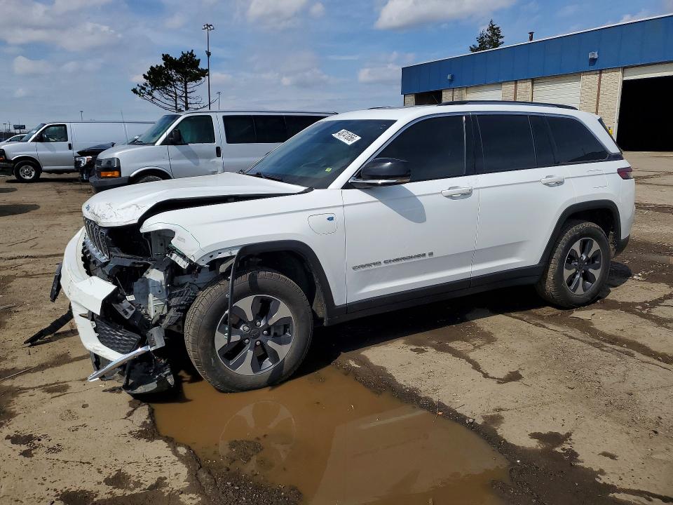 Auction sale of the 2022 Jeep Grand Cherokee, vin: 1C4RJYB63N8756189, lot number: 48741856