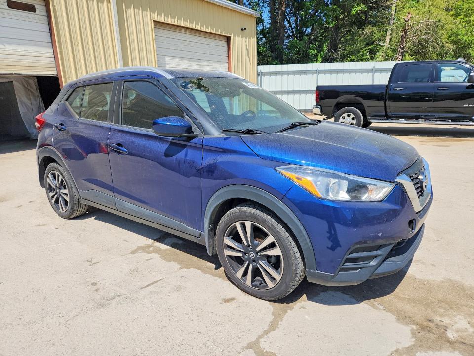 49743856 :رقم المزاد ، 3N1CP5CU4JL541872 vin ، 2018 Nissan Kicks مزاد بيع