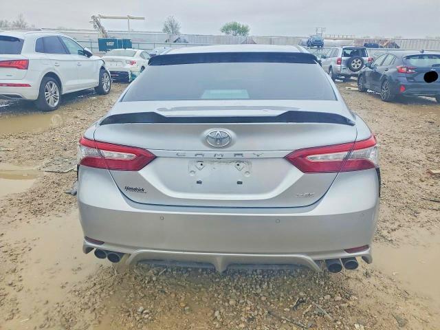 2018 Toyota Camry მანქანა იყიდება აუქციონზე, vin: 4T1B61HK9JU036567, აუქციონის ნომერი: 48710436