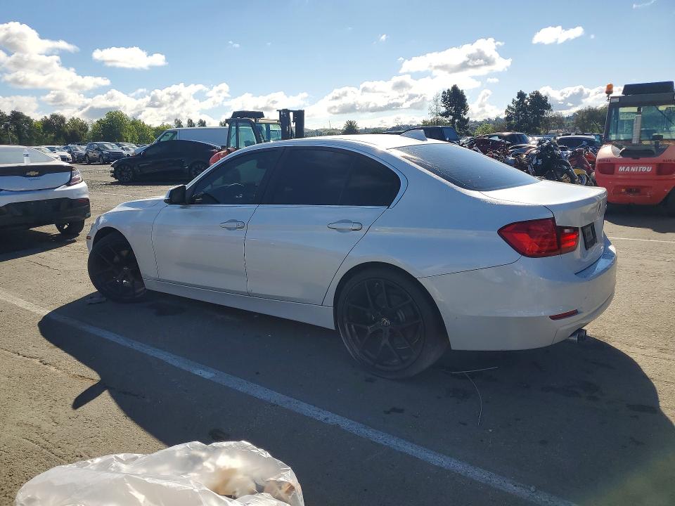 Продаж на аукціоні авто 2015 Bmw 328, vin: WBA3C1C55FK117875, номер лоту: 49785806