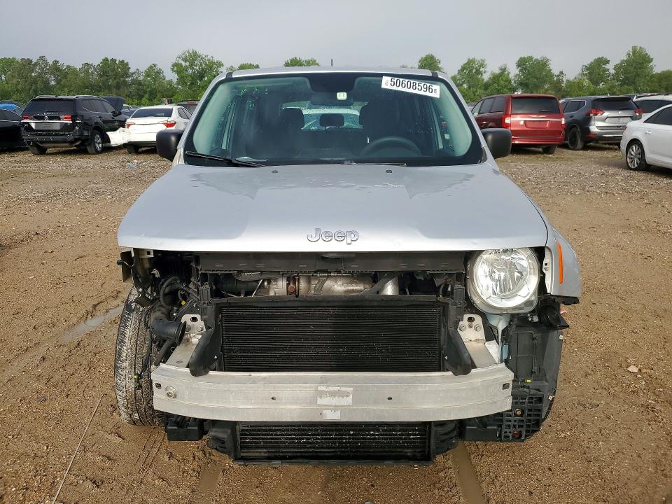 50608596 :رقم المزاد ، ZACCJAAW7GPD02635 vin ، 2016 Jeep Renegade مزاد بيع